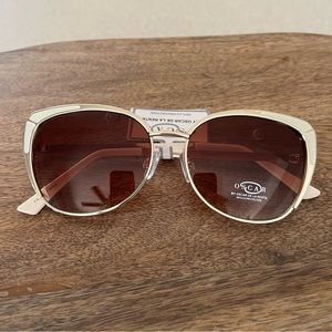 Oscar de la Renta Sunglasses